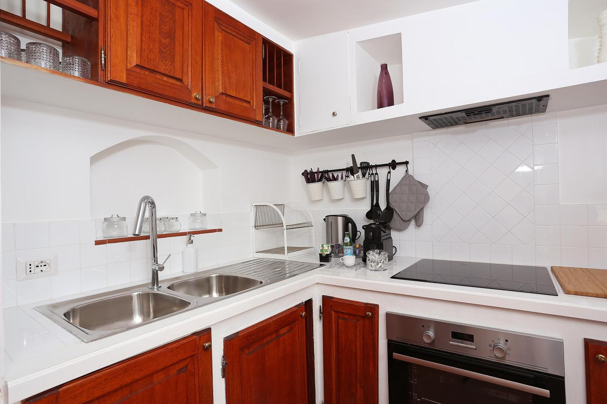 Domus Leonina - Stunning Terrace On The Forum Apartment *