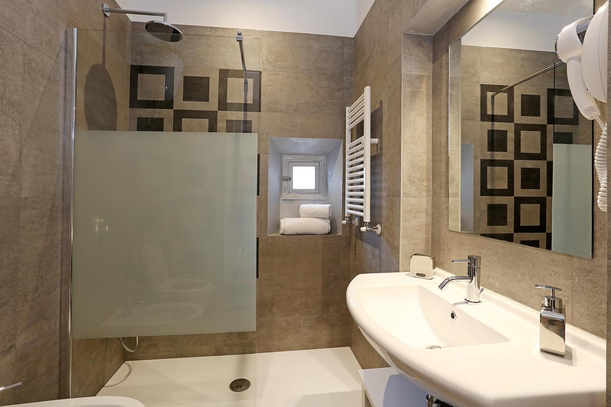 Apartment Domus Leonina - Stunning Terrace On The Forum Rom